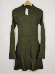 Buy online pre-used pre-loved 100% authentic & Original branded Miss Selfridge (BD-1906) available in Pakistan. Top international brands avilable.