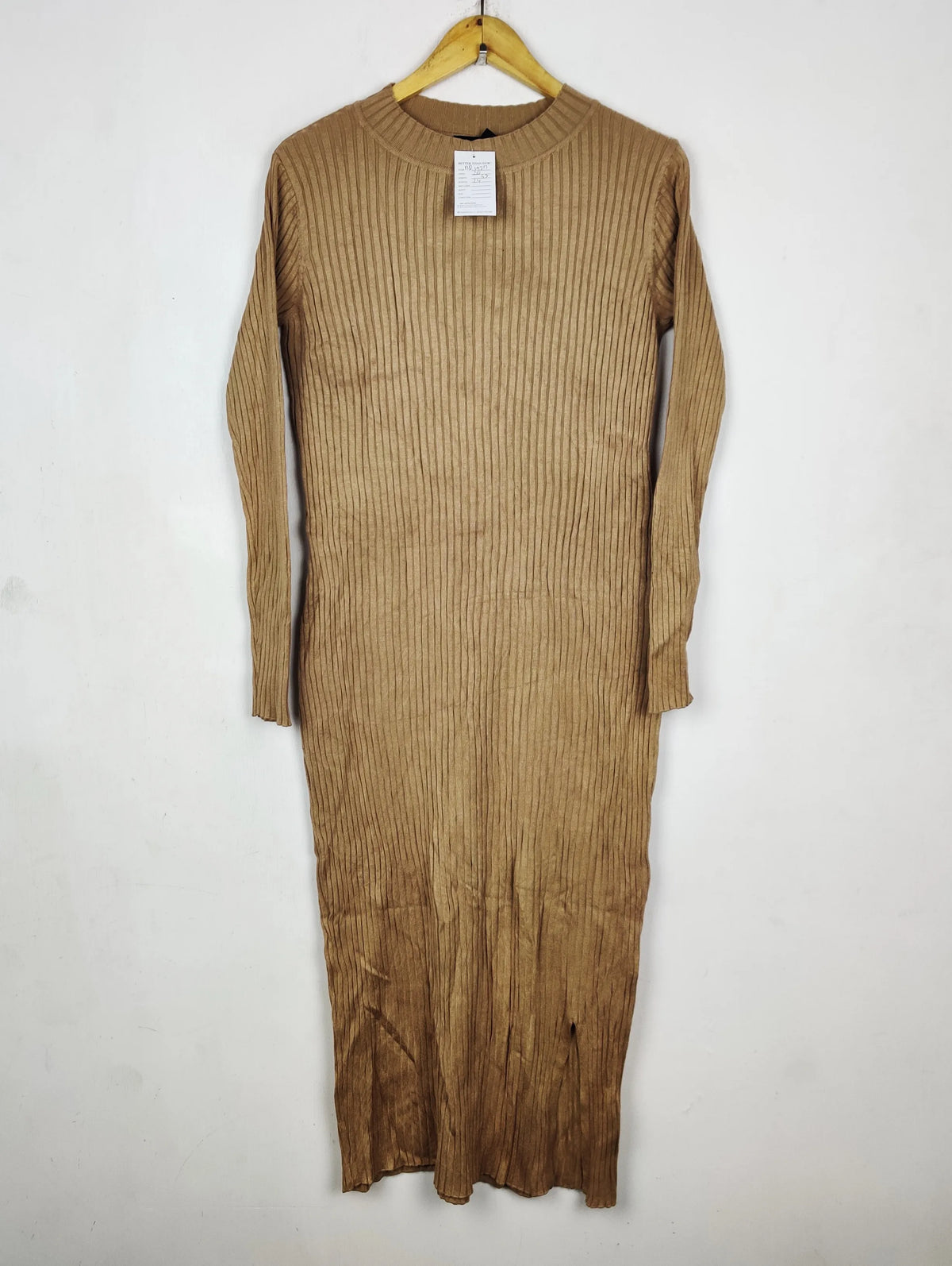 Buy online pre-used pre-loved 100% authentic & Original branded New Look (BD-1927) available in Pakistan. Top international brands avilable.