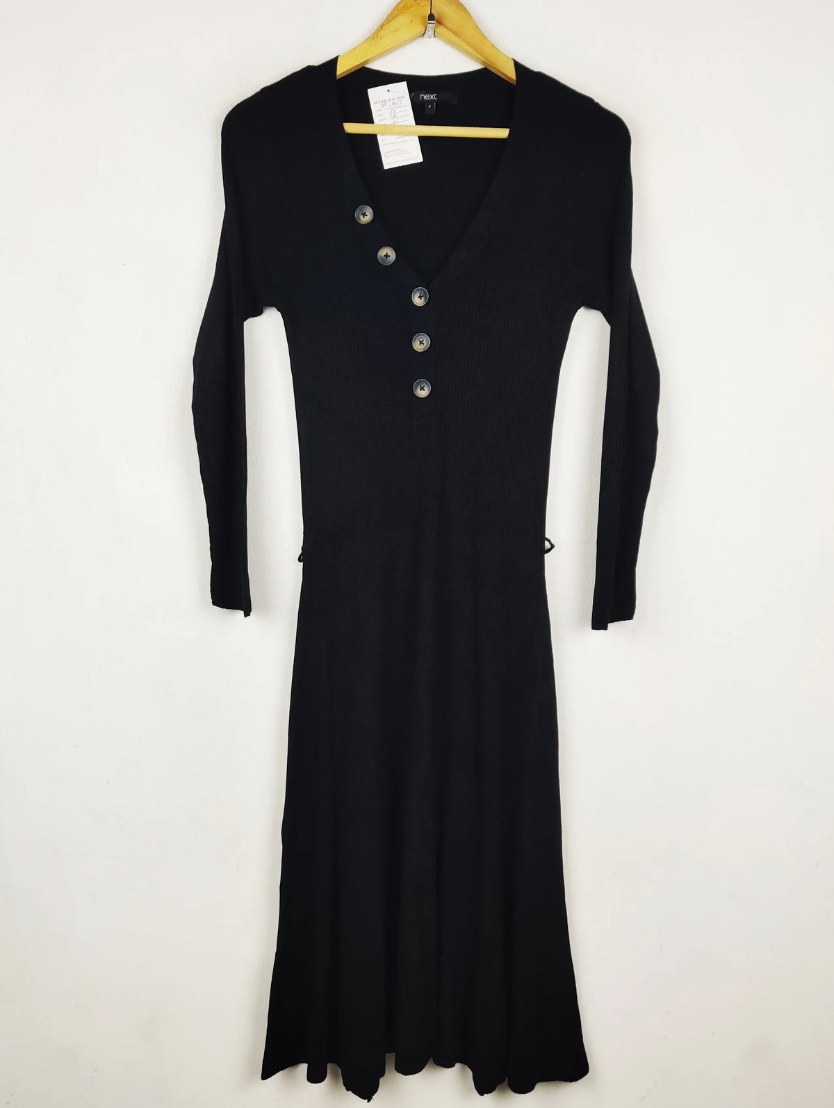 Buy online pre-used pre-loved 100% authentic & Original branded Next (BD-1942) available in Pakistan. Top international brands avilable.
