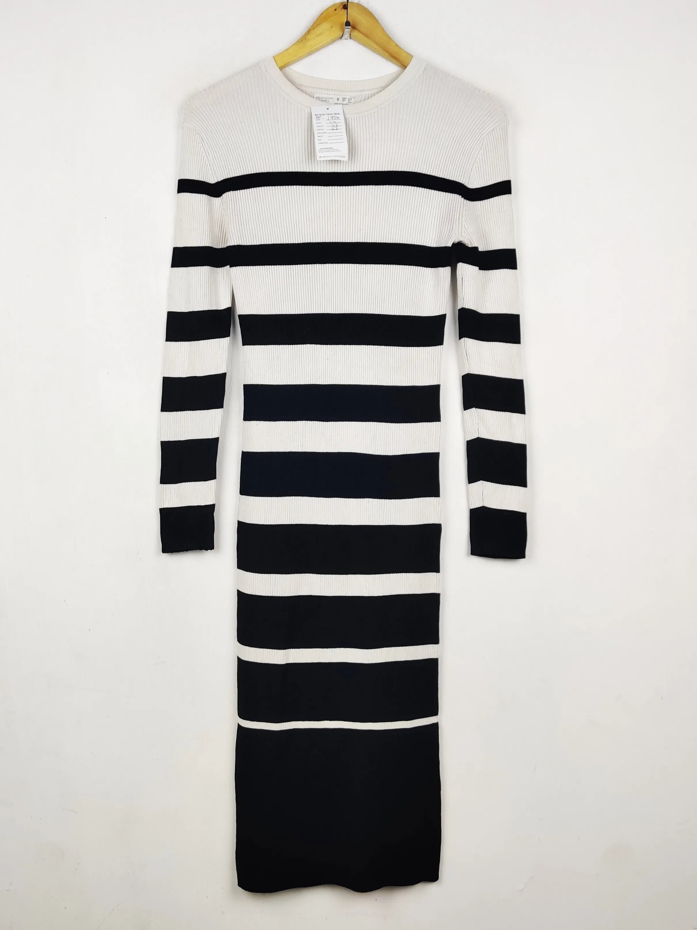 Buy online pre-used pre-loved 100% authentic & Original branded Primark (BD-1950) available in Pakistan. Top international brands avilable.