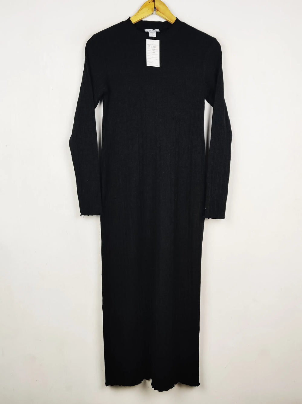 Buy online pre-used pre-loved 100% authentic & Original branded Topshop (BD-1951) available in Pakistan. Top international brands avilable.