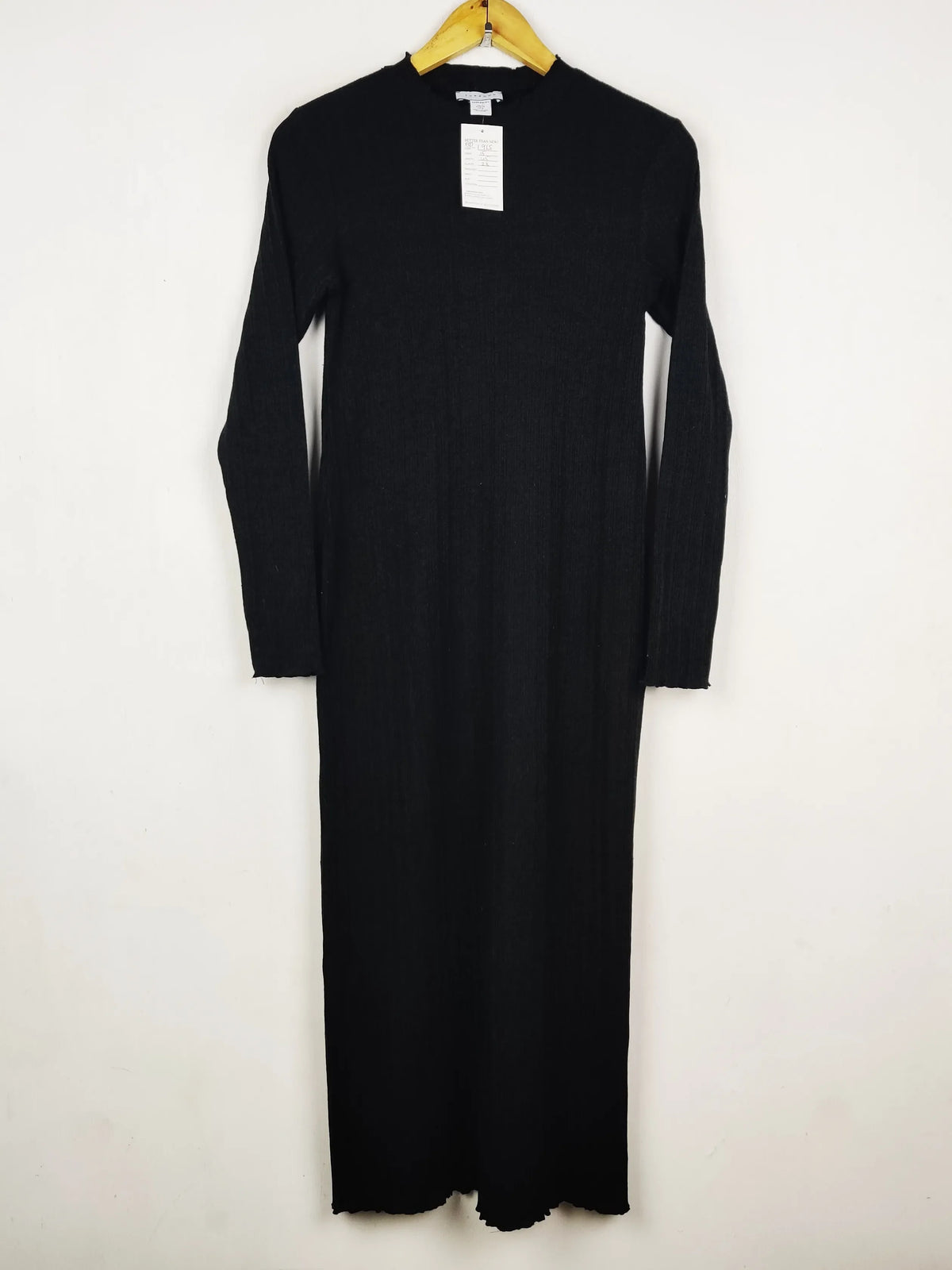 Buy online pre-used pre-loved 100% authentic & Original branded Topshop (BD-1951) available in Pakistan. Top international brands avilable.