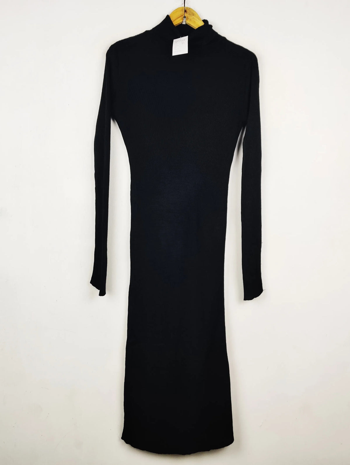 Buy online pre-used pre-loved 100% authentic & Original branded Dorothy Perkins (BD-1968) available in Pakistan. Top international brands avilable.