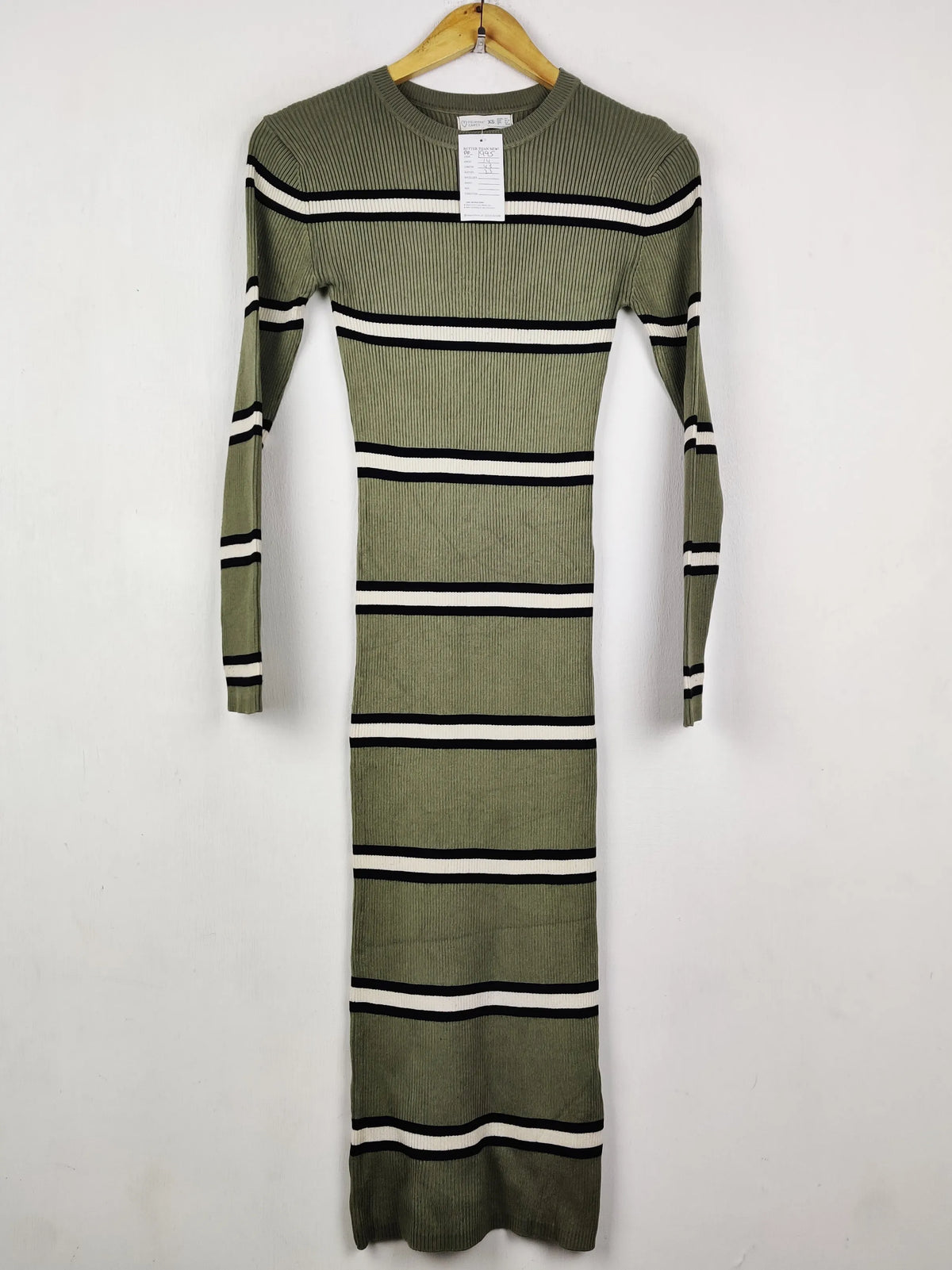 Buy online pre-used pre-loved 100% authentic & Original branded Primark (BD-1995) available in Pakistan. Top international brands avilable.