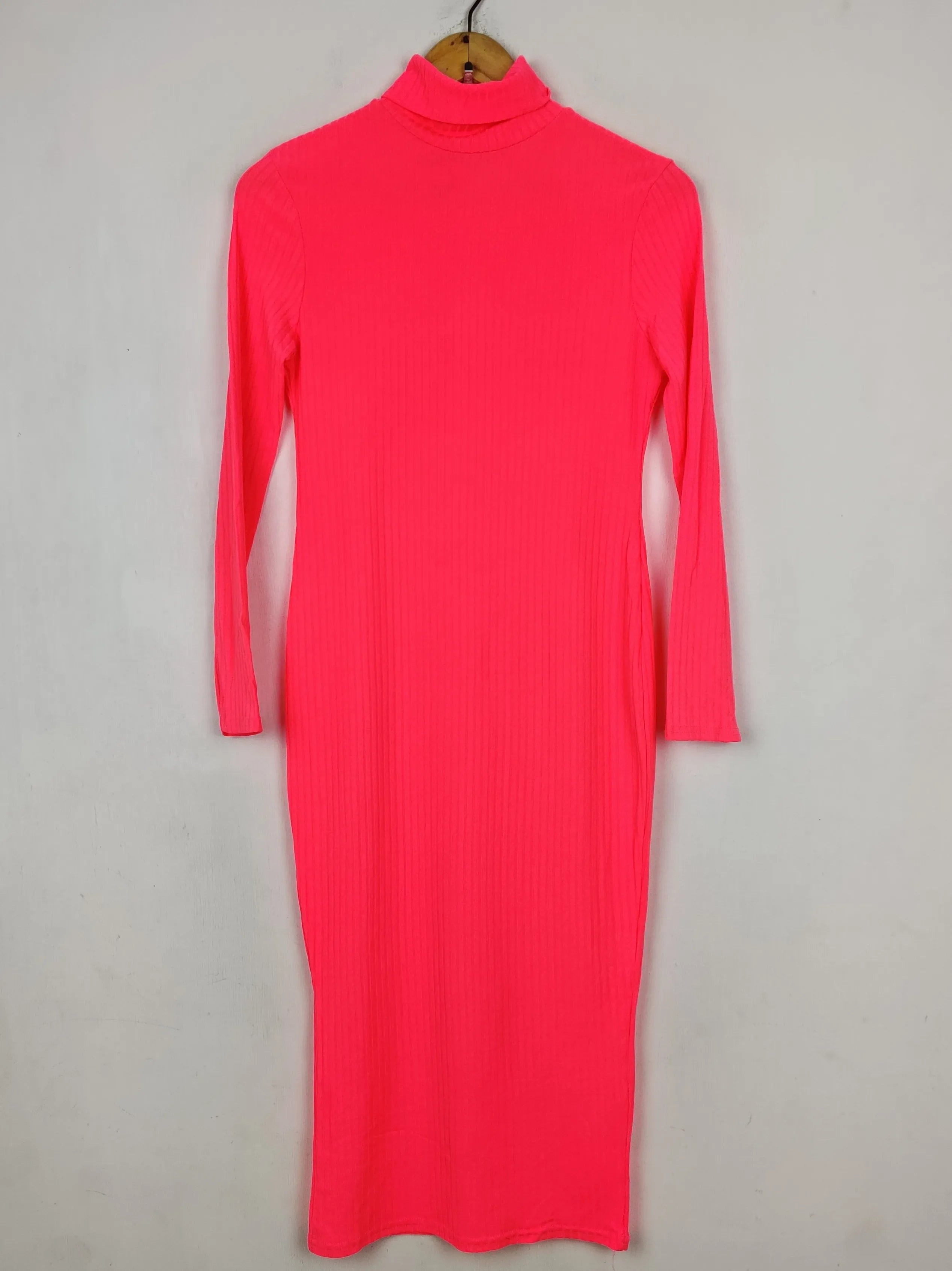 Buy online pre-used pre-loved 100% authentic & Original branded Boohoo (BD-2007) available in Pakistan. Top international brands avilable.