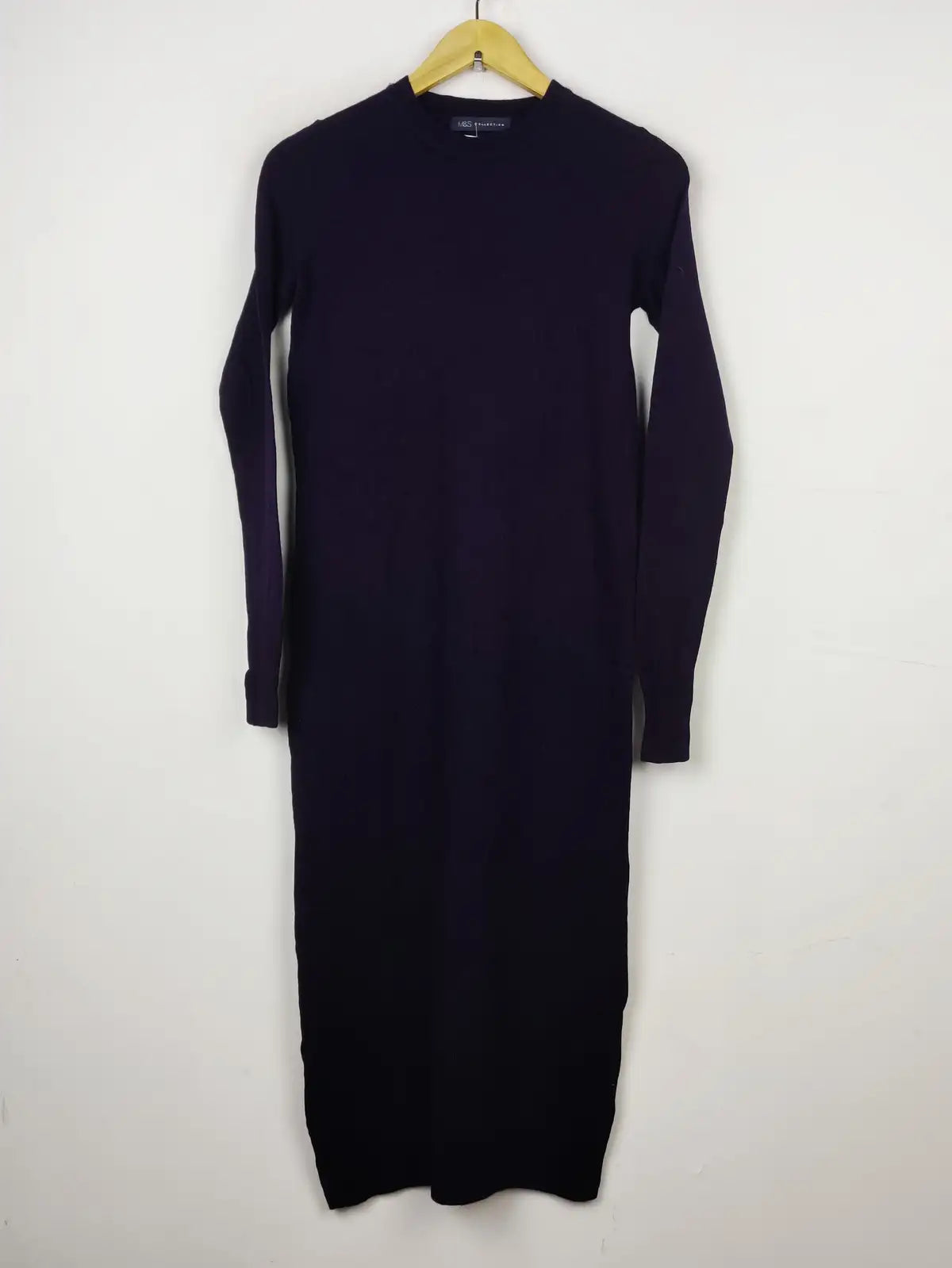 Buy online pre-used pre-loved 100% authentic & Original branded Marks & Spencer (BD-201) available in Pakistan. Top international brands avilable.