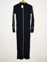 Buy online pre-used pre-loved 100% authentic & Original branded Zara (BD-2026) available in Pakistan. Top international brands avilable.