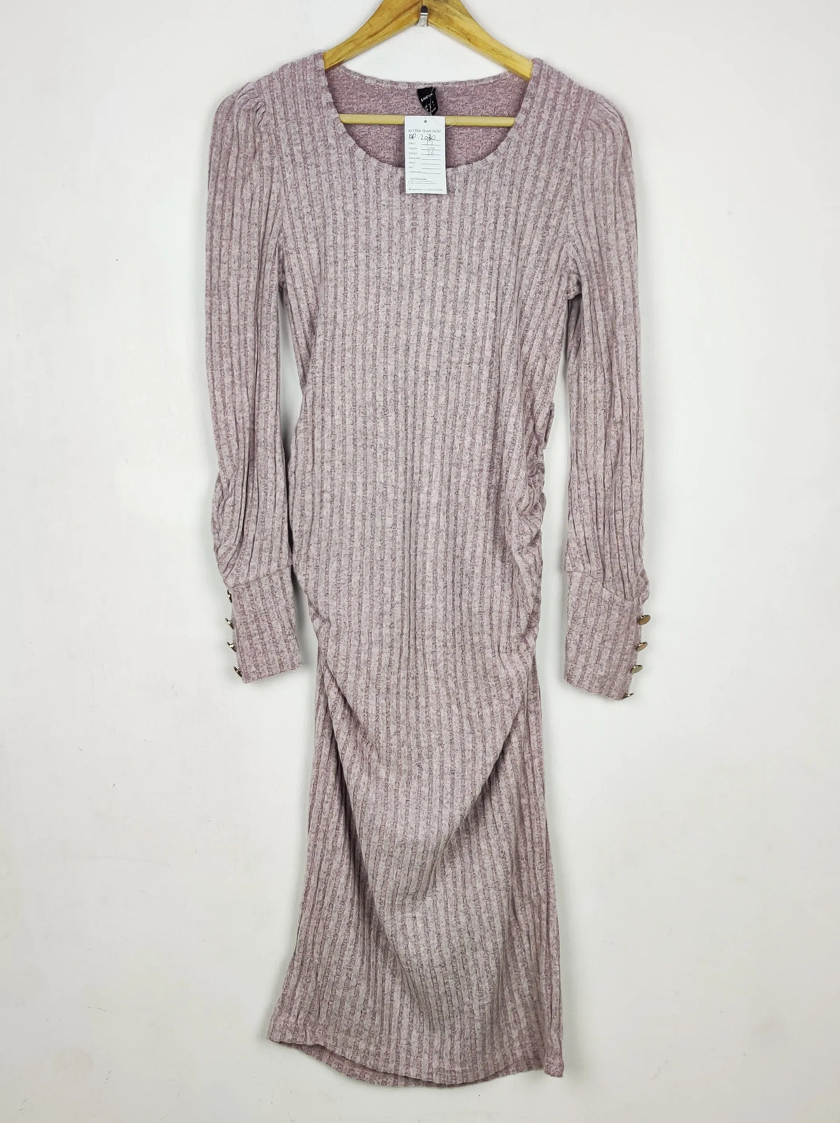 Buy online pre-used pre-loved 100% authentic & Original branded Shein (BD-2030) available in Pakistan. Top international brands avilable.