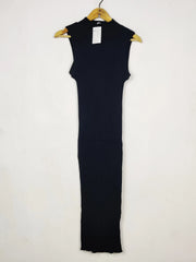 Buy online pre-used pre-loved 100% authentic & Original branded Zara (BD-2031) available in Pakistan. Top international brands avilable.