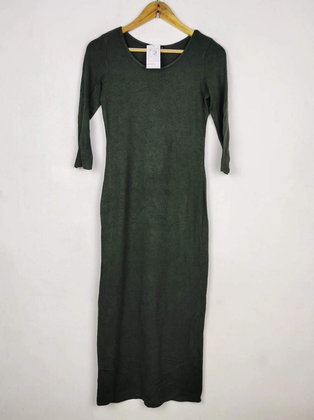 Buy online pre-used pre-loved 100% authentic & Original branded Dorothy Perkins (BD-2033) available in Pakistan. Top international brands avilable.