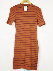 Buy online pre-used pre-loved 100% authentic & Original branded Missguided (BD-2058) available in Pakistan. Top international brands avilable.