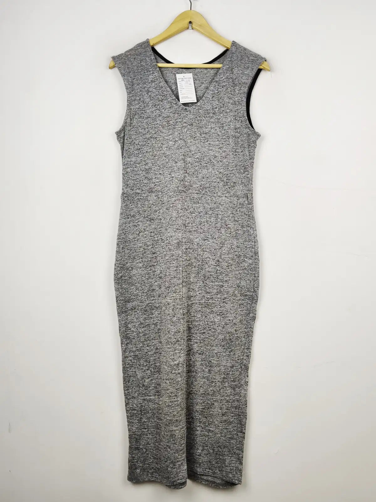 Buy online pre-used pre-loved 100% authentic & Original branded Atmosphere (BD-223) available in Pakistan. Top international brands avilable.