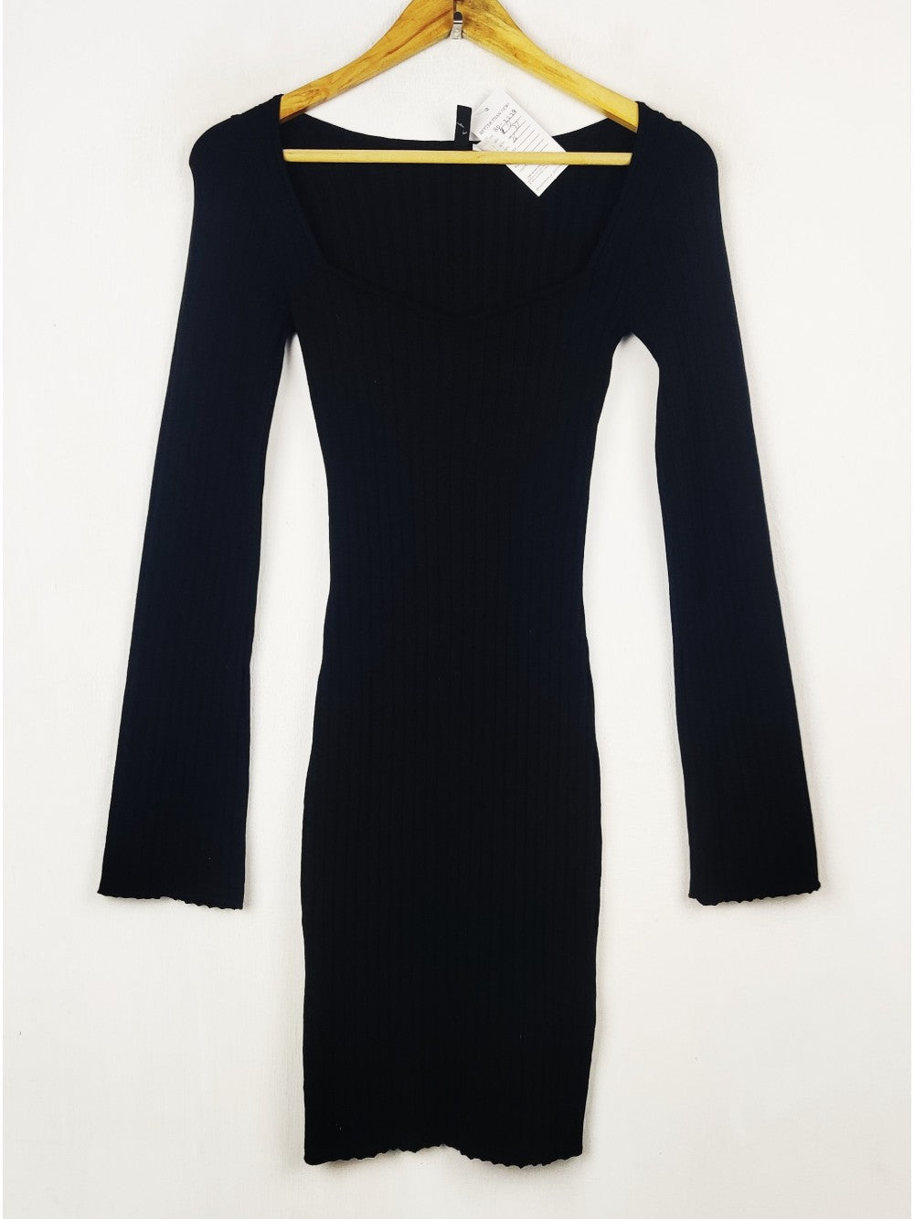 H&M (BD-2279)