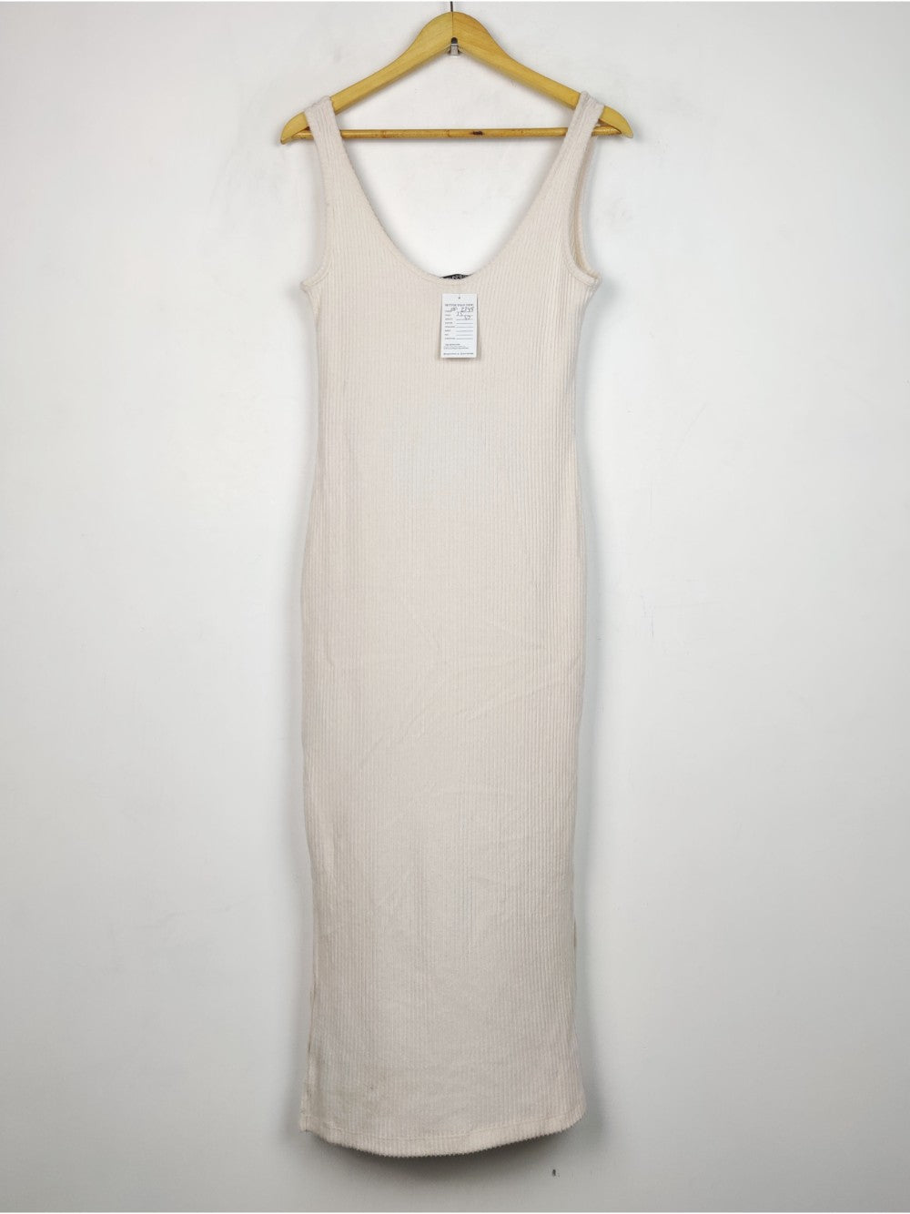 Dunnes Stores (BD-2348)