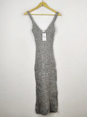 Buy online pre-used pre-loved 100% authentic & Original branded H&M (BD-234) available in Pakistan. Top international brands avilable.