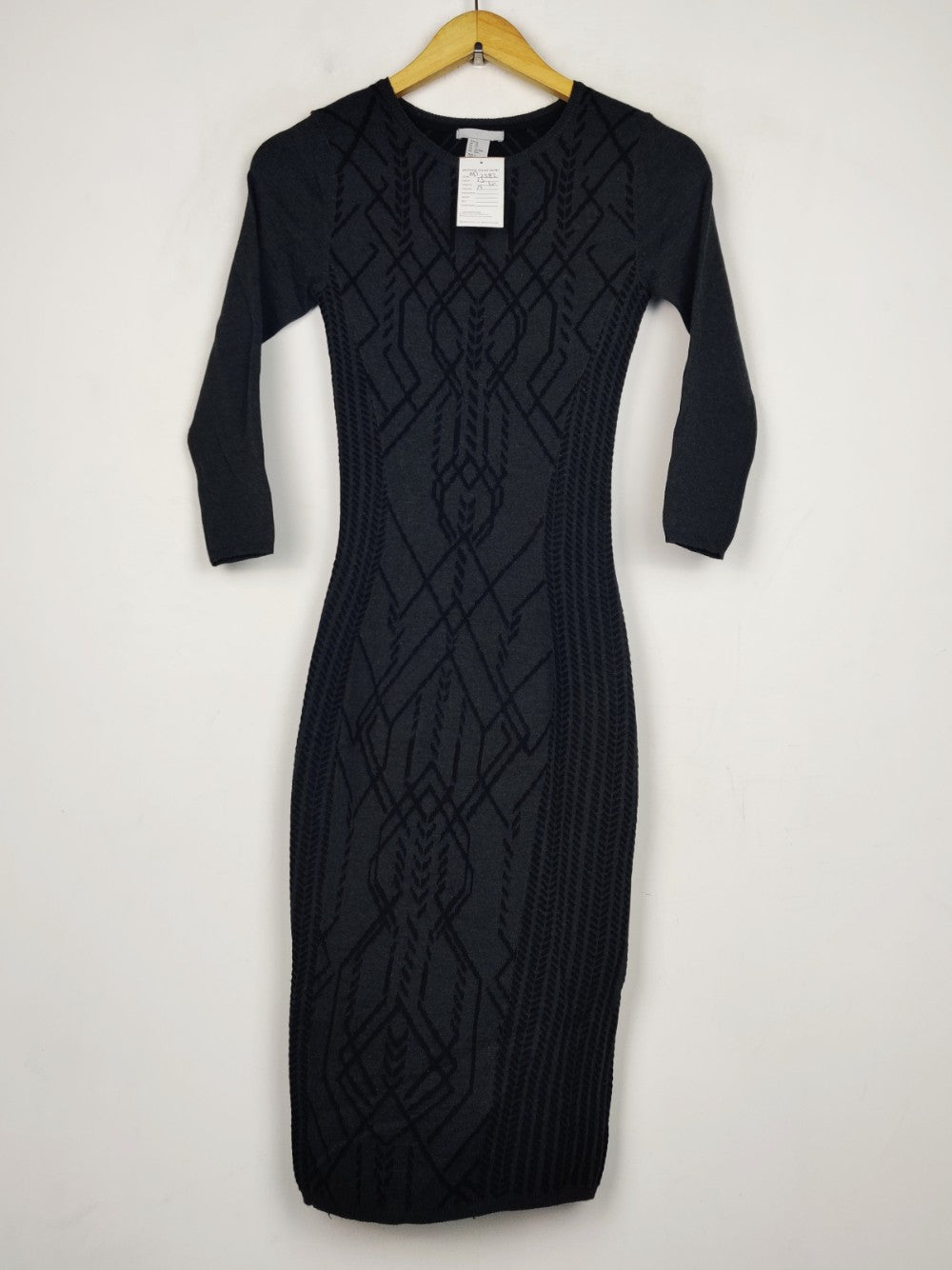 H&M (BD-2382)
