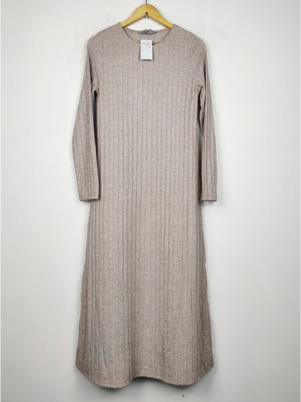 F&F (BD-2384)