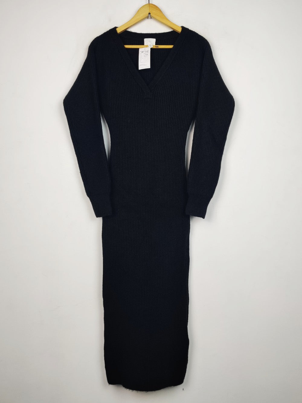 H&M (BD-2435)