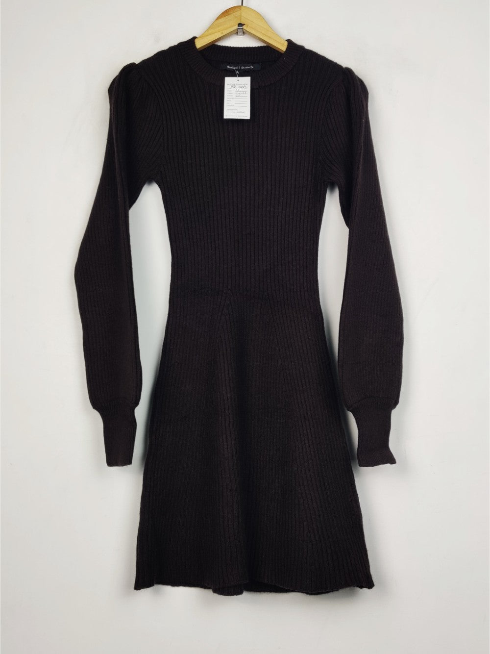 River Island (BD-2444)
