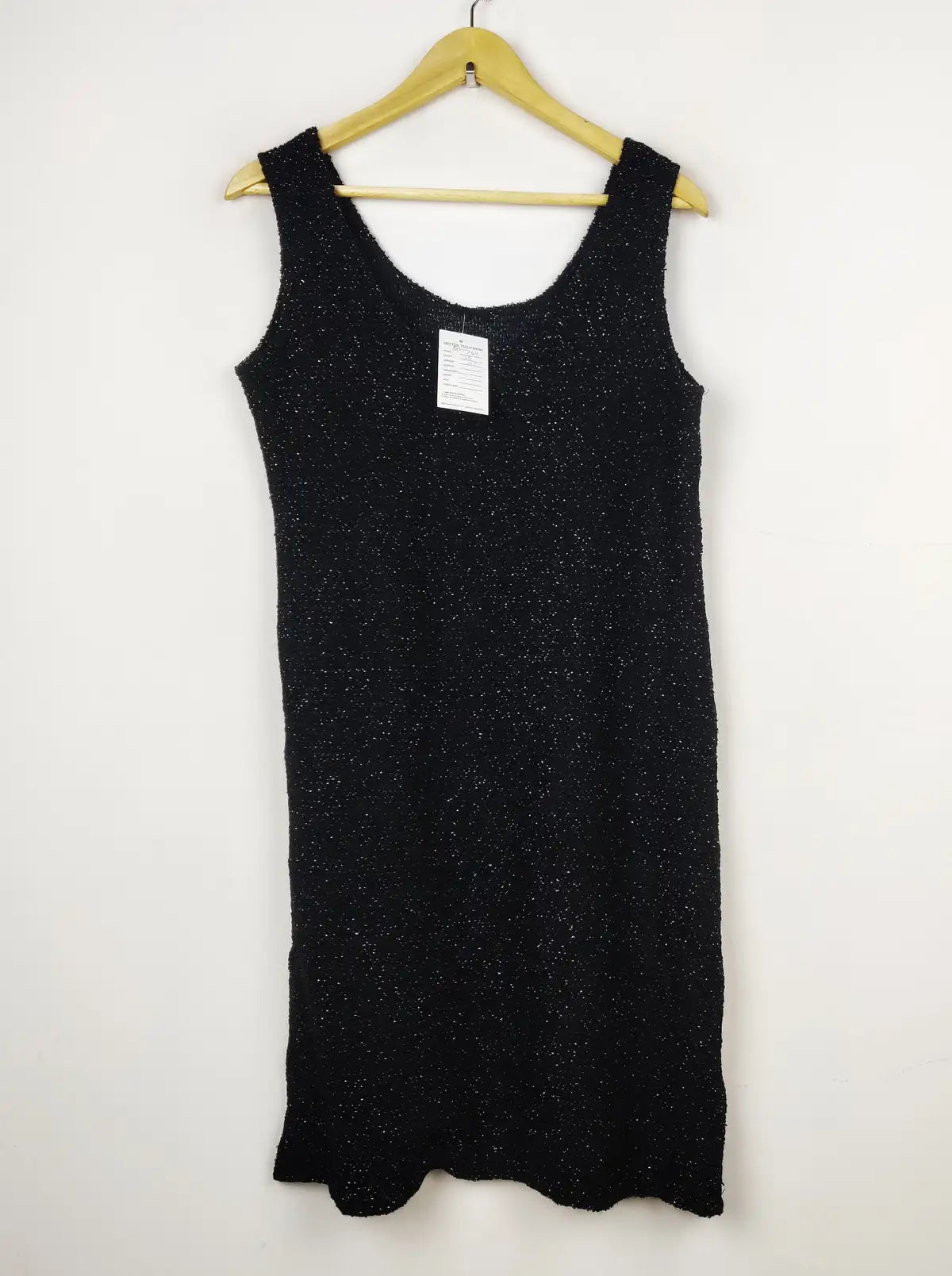 Buy online pre-used pre-loved 100% authentic & Original branded Unknown Brand (BD-248) available in Pakistan. Top international brands avilable.