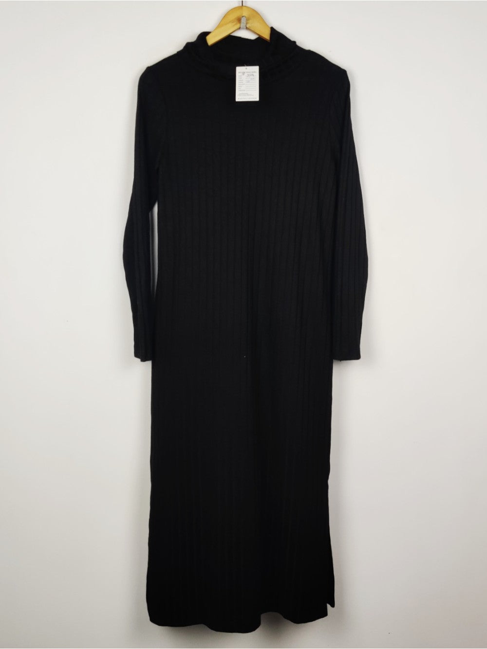 F&F (BD-2564)