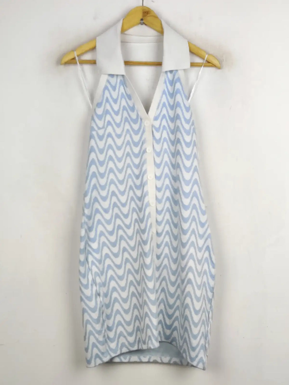 Buy online pre-used pre-loved 100% authentic & Original branded H&M (BD-25) available in Pakistan. Top international brands avilable.