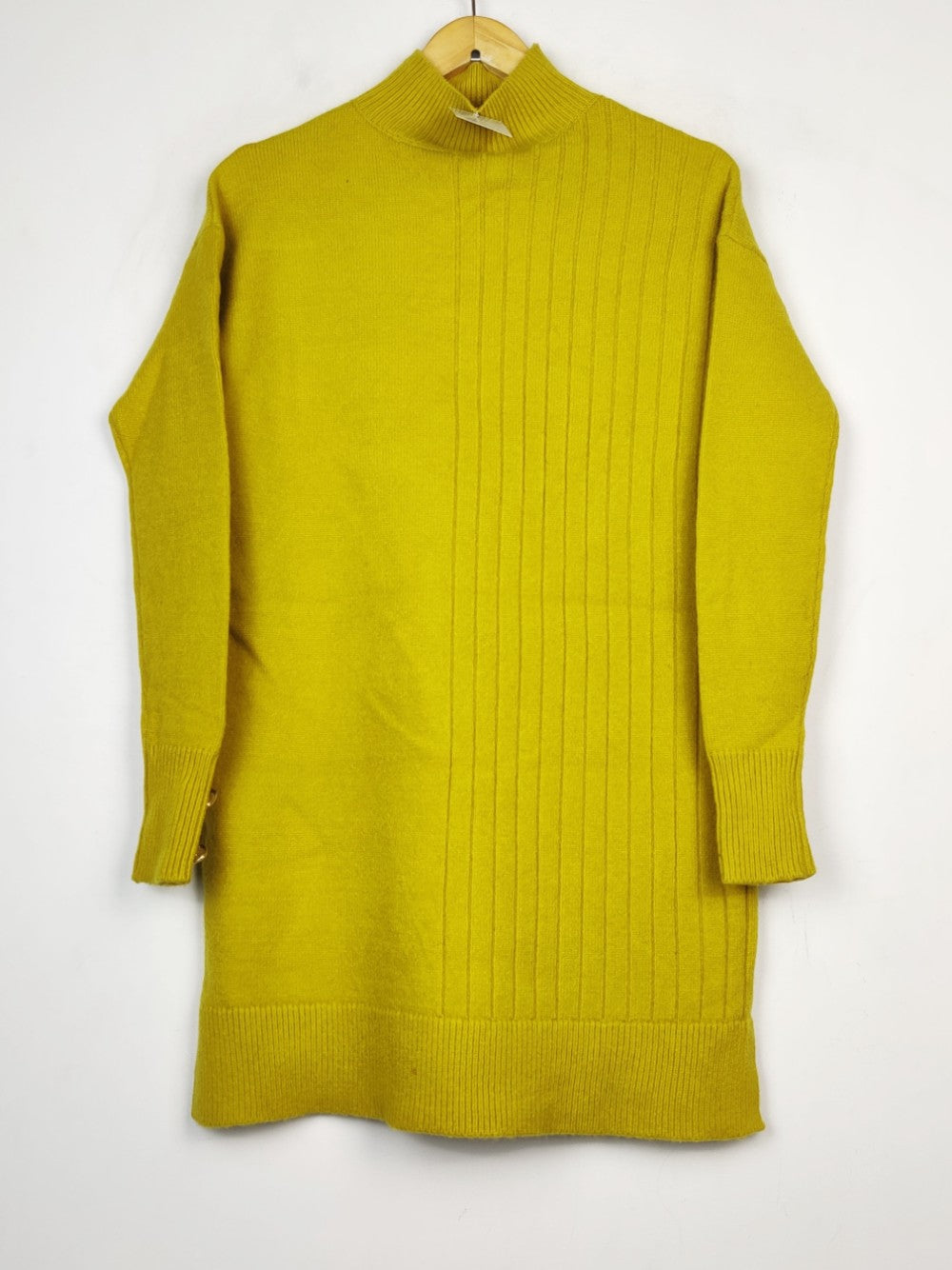 River Island (BD-2713)