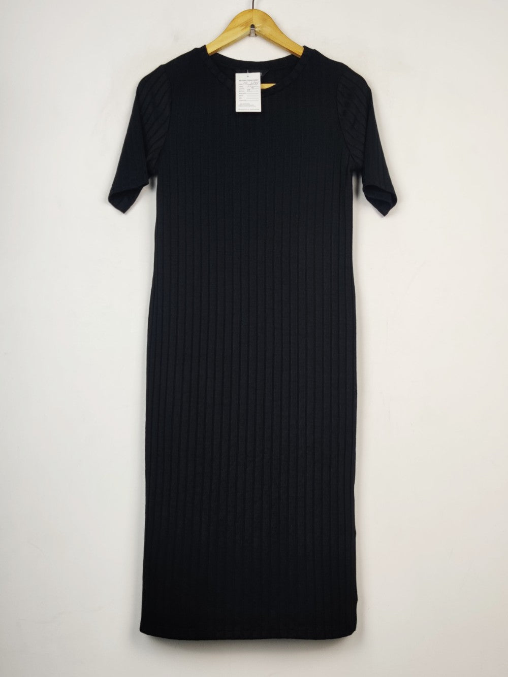 F&F (BD-2743)