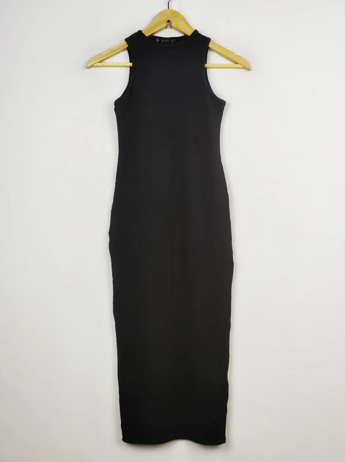 Buy online pre-used pre-loved 100% authentic & Original branded I Saw It First (BD-281) available in Pakistan. Top international brands avilable.