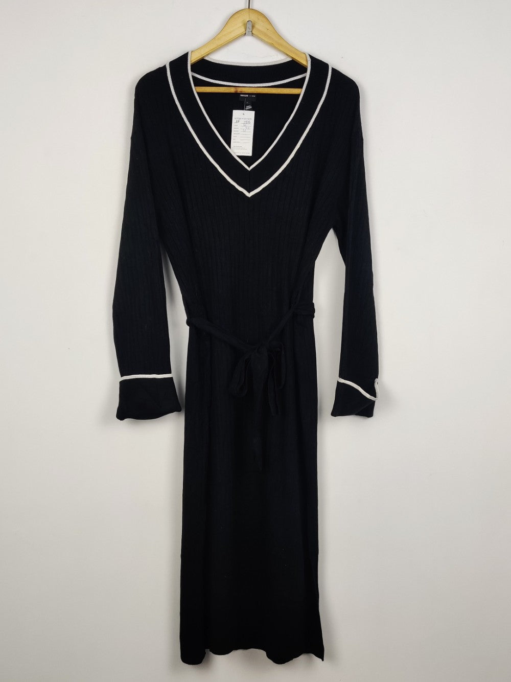 River Island (BD-2876)