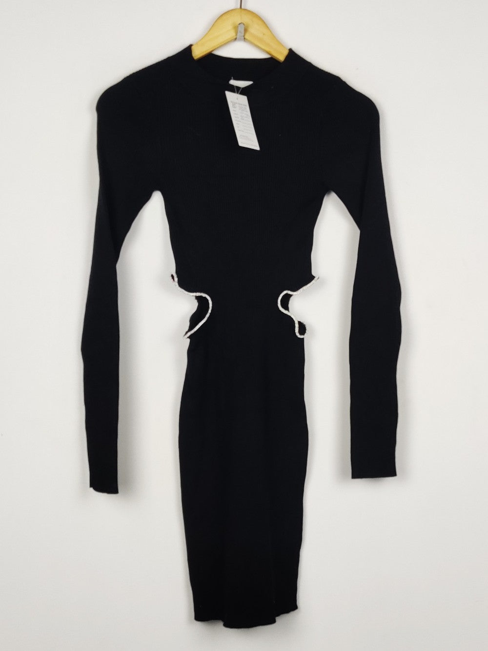 H&M (BD-2929)