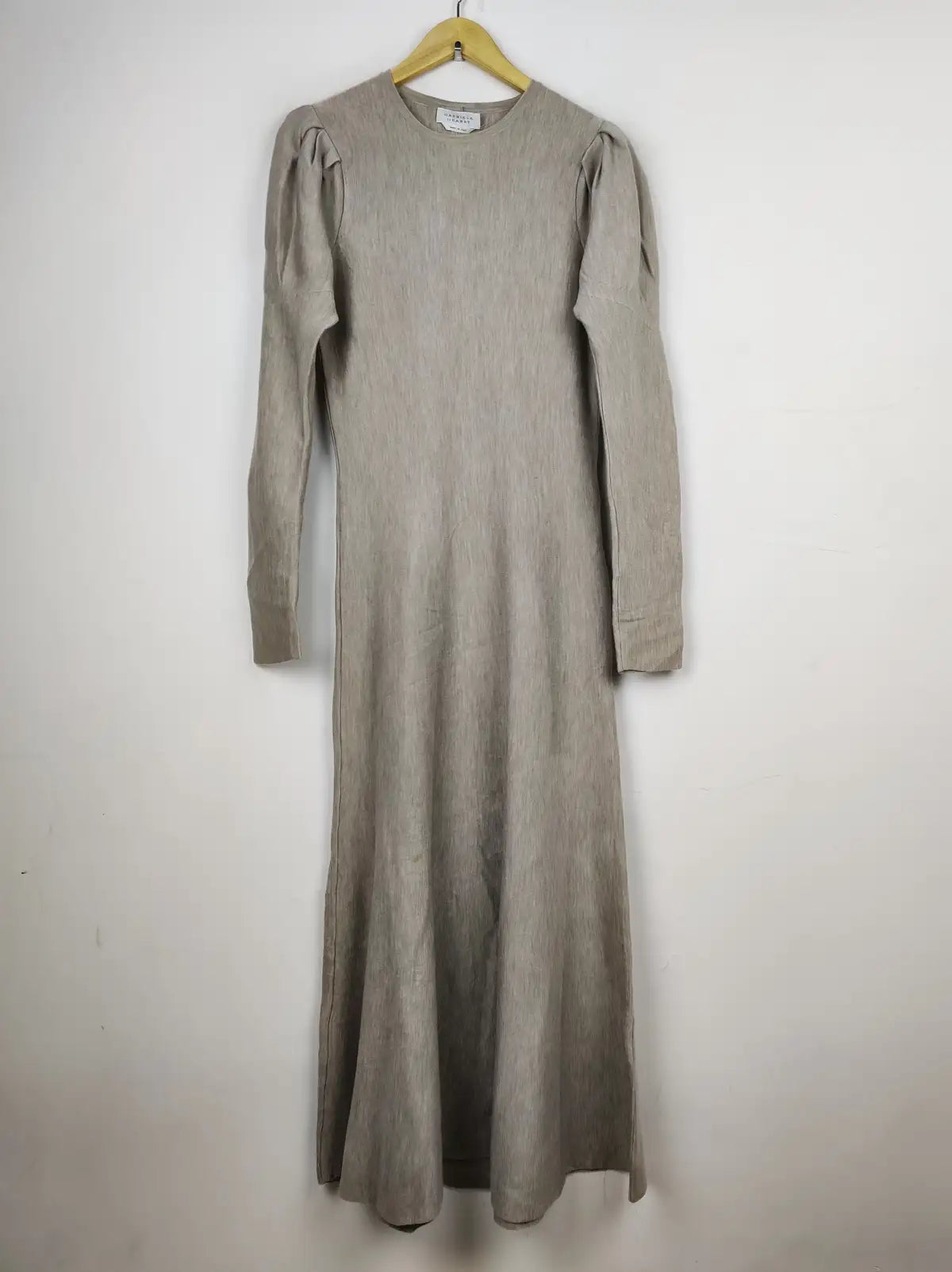 Buy online pre-used pre-loved 100% authentic & Original branded Gabriela Hearst (BD-293) available in Pakistan. Top international brands avilable.