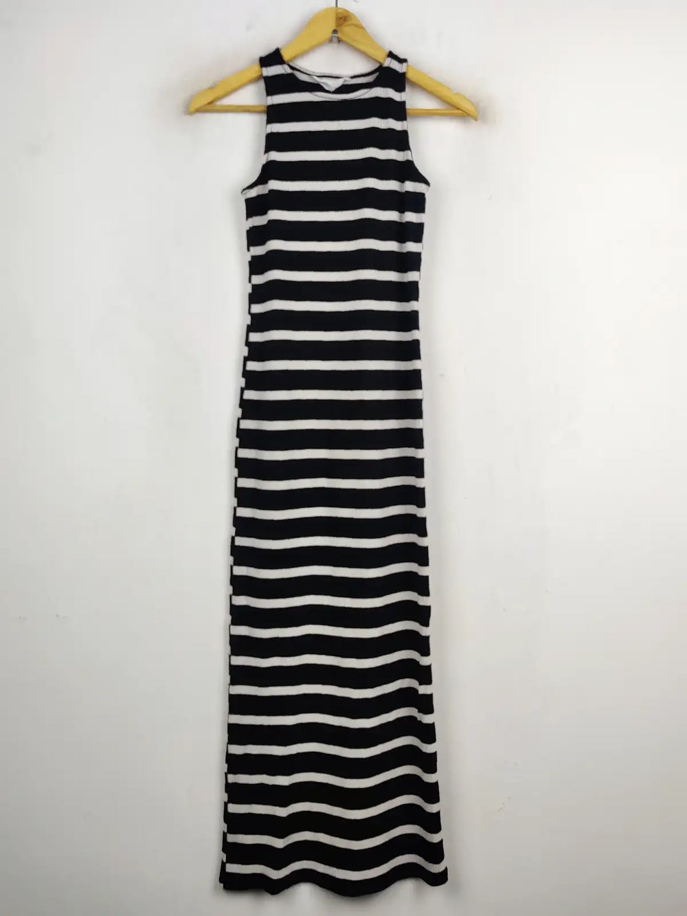 Buy online pre-used pre-loved 100% authentic & Original branded Primark (BD-31) available in Pakistan. Top international brands avilable.