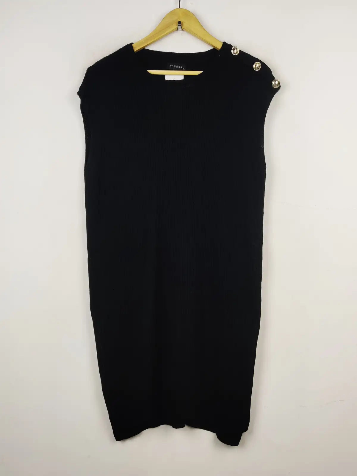 Buy online pre-used pre-loved 100% authentic & Original branded Et Vous (BD-328) available in Pakistan. Top international brands avilable.