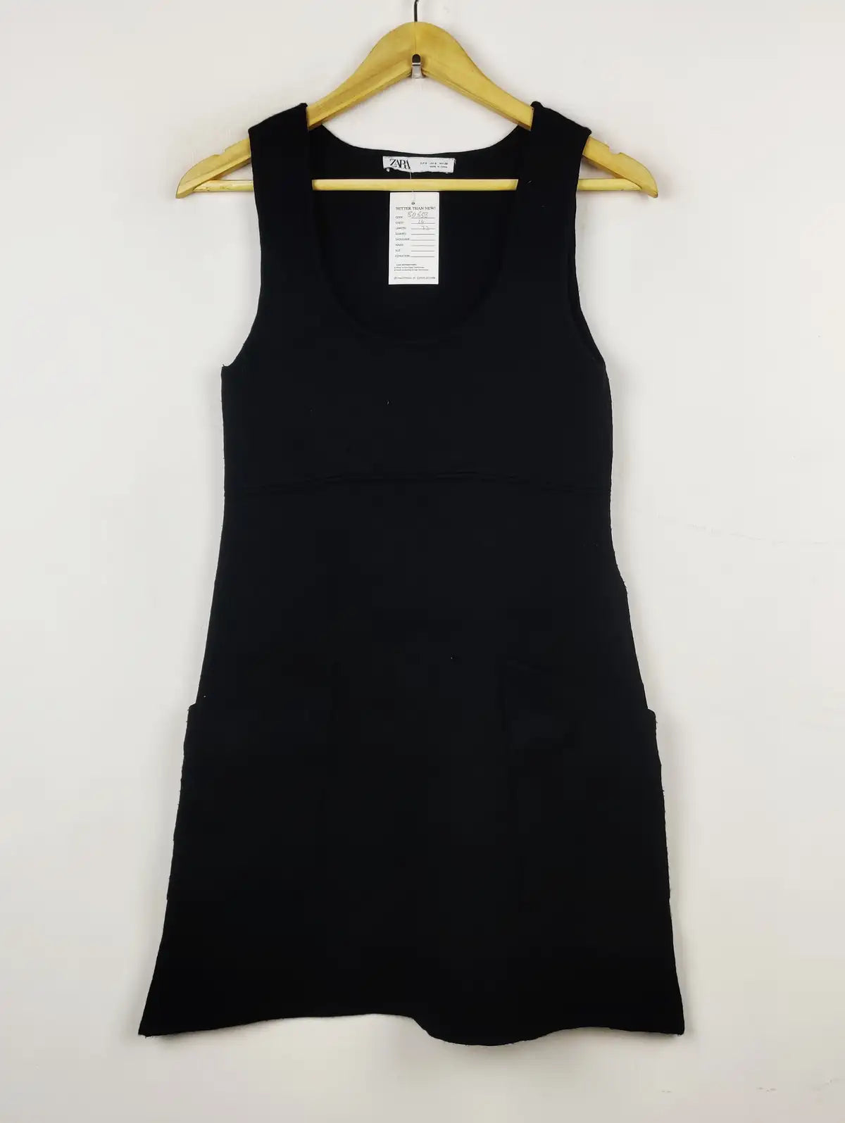 Buy online pre-used pre-loved 100% authentic & Original branded Zara (BD-338) available in Pakistan. Top international brands avilable.