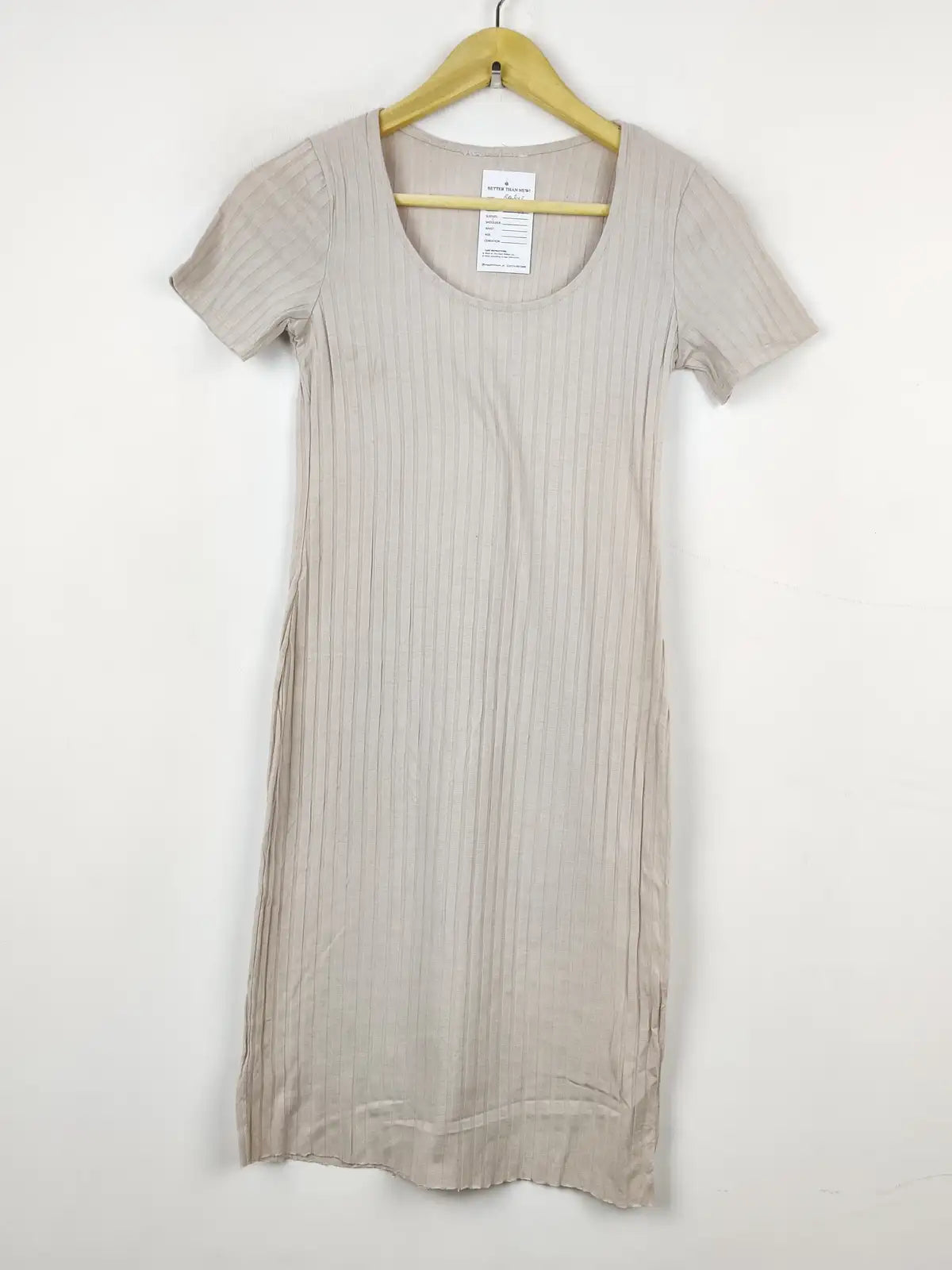 Buy online pre-used pre-loved 100% authentic & Original branded Unknown Brand (BD-343) available in Pakistan. Top international brands avilable.