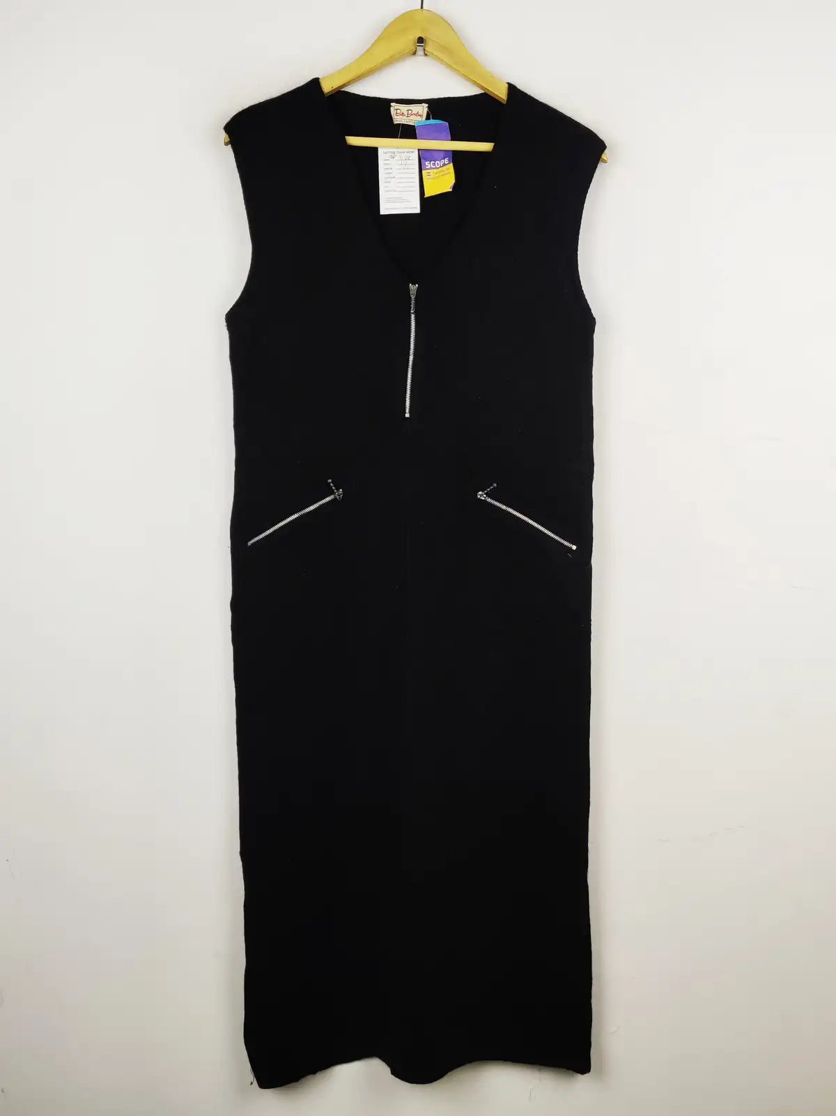 Buy online pre-used pre-loved 100% authentic & Original branded Betty Barclay (BD-388) available in Pakistan. Top international brands avilable.