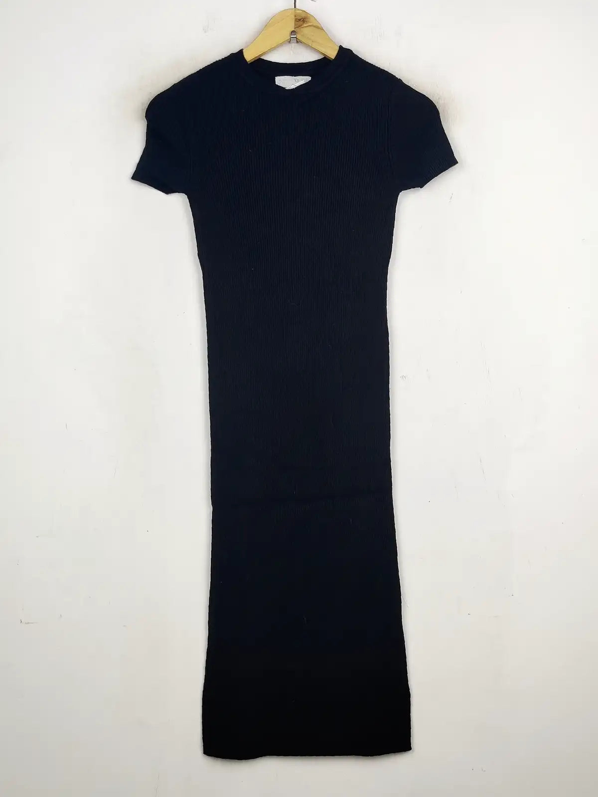 Buy online pre-used pre-loved 100% authentic & Original branded Primark (BD-39) available in Pakistan. Top international brands avilable.