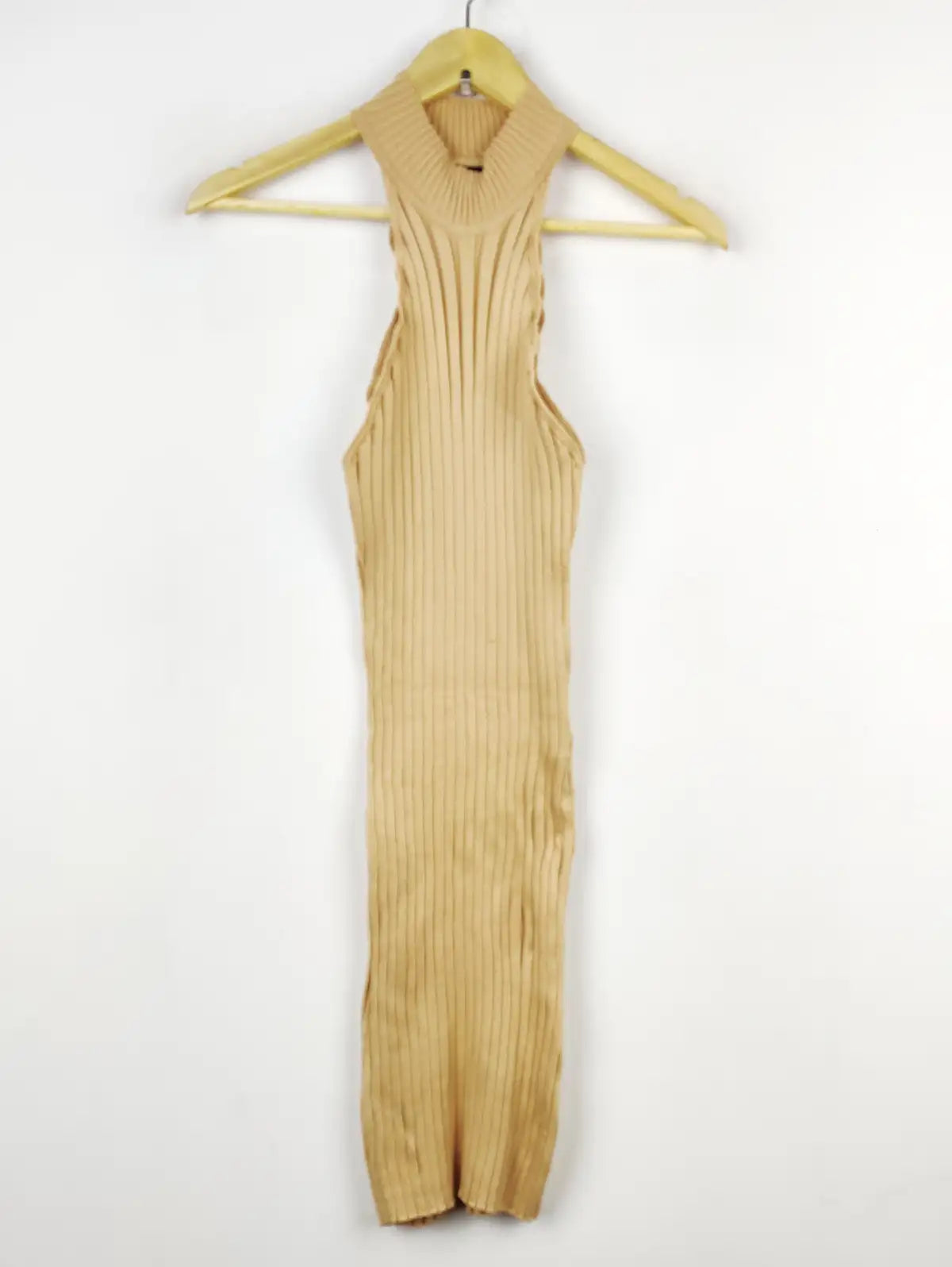 Buy online pre-used pre-loved 100% authentic & Original branded Boohoo (BD-410) available in Pakistan. Top international brands avilable.