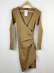 Buy online pre-used pre-loved 100% authentic & Original branded Tally Weijl (BD-416) available in Pakistan. Top international brands avilable.