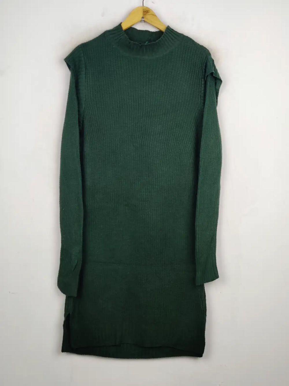 Buy online pre-used pre-loved 100% authentic & Original branded Brave Soul (BD-41) available in Pakistan. Top international brands avilable.