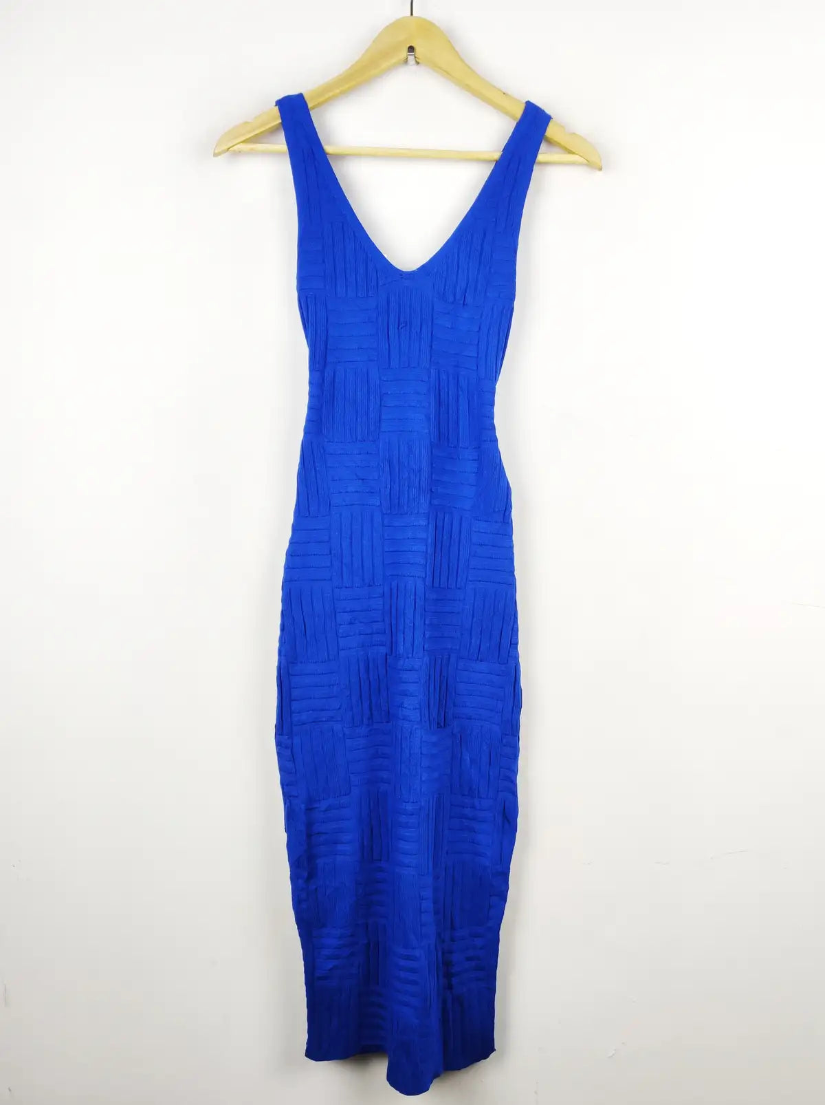 Buy online pre-used pre-loved 100% authentic & Original branded Emma & Ashley (BD-436) available in Pakistan. Top international brands avilable.