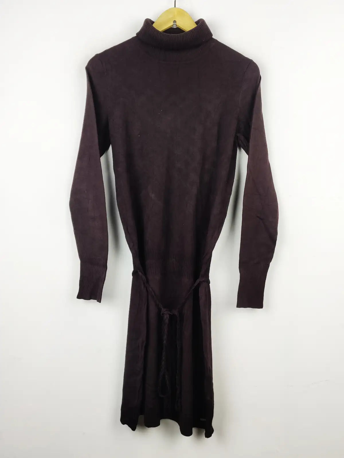 Buy online pre-used pre-loved 100% authentic & Original branded Oui (BD-447) available in Pakistan. Top international brands avilable.