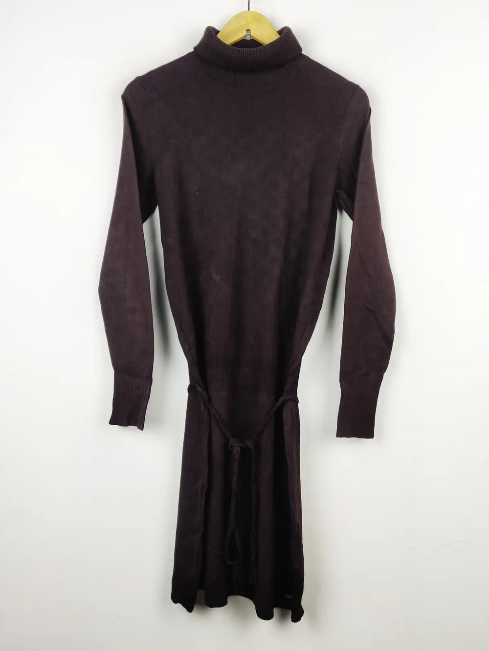 Buy online pre-used pre-loved 100% authentic & Original branded Oui (BD-447) available in Pakistan. Top international brands avilable.