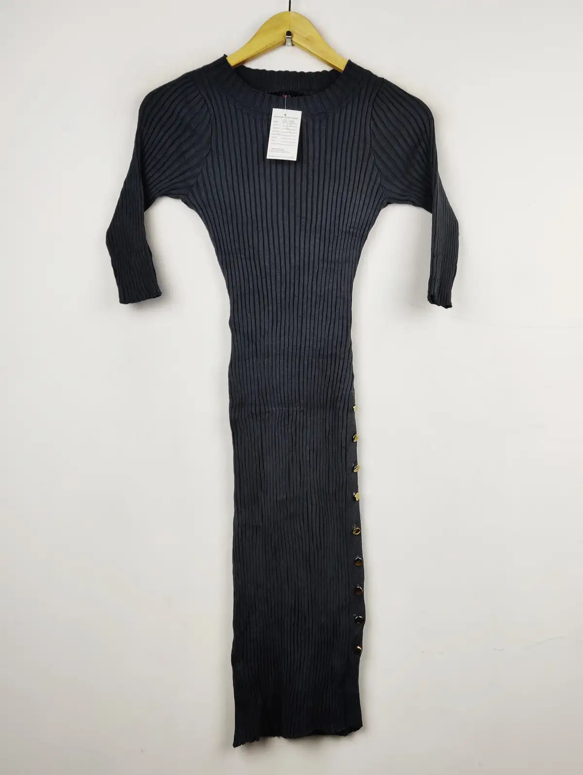 Buy online pre-used pre-loved 100% authentic & Original branded I Love Nyc (BD-460) available in Pakistan. Top international brands avilable.