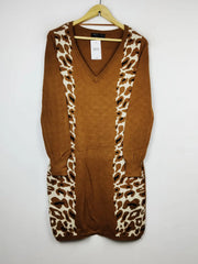 Buy online pre-used pre-loved 100% authentic & Original branded Unknown Brand (BD-471) available in Pakistan. Top international brands avilable.