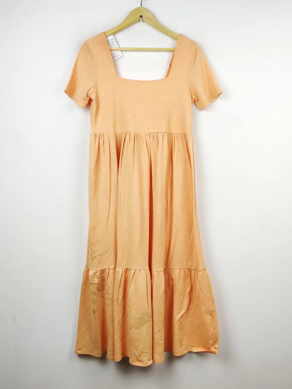 Buy online pre-used pre-loved 100% authentic & Original branded Sinsay (BD-483) available in Pakistan. Top international brands avilable.