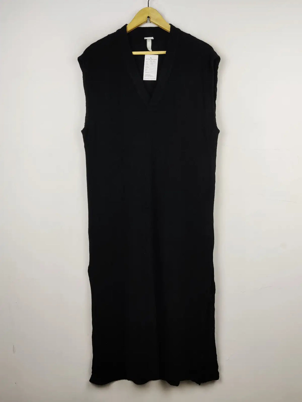 Buy online pre-used pre-loved 100% authentic & Original branded H&M (BD-506) available in Pakistan. Top international brands avilable.