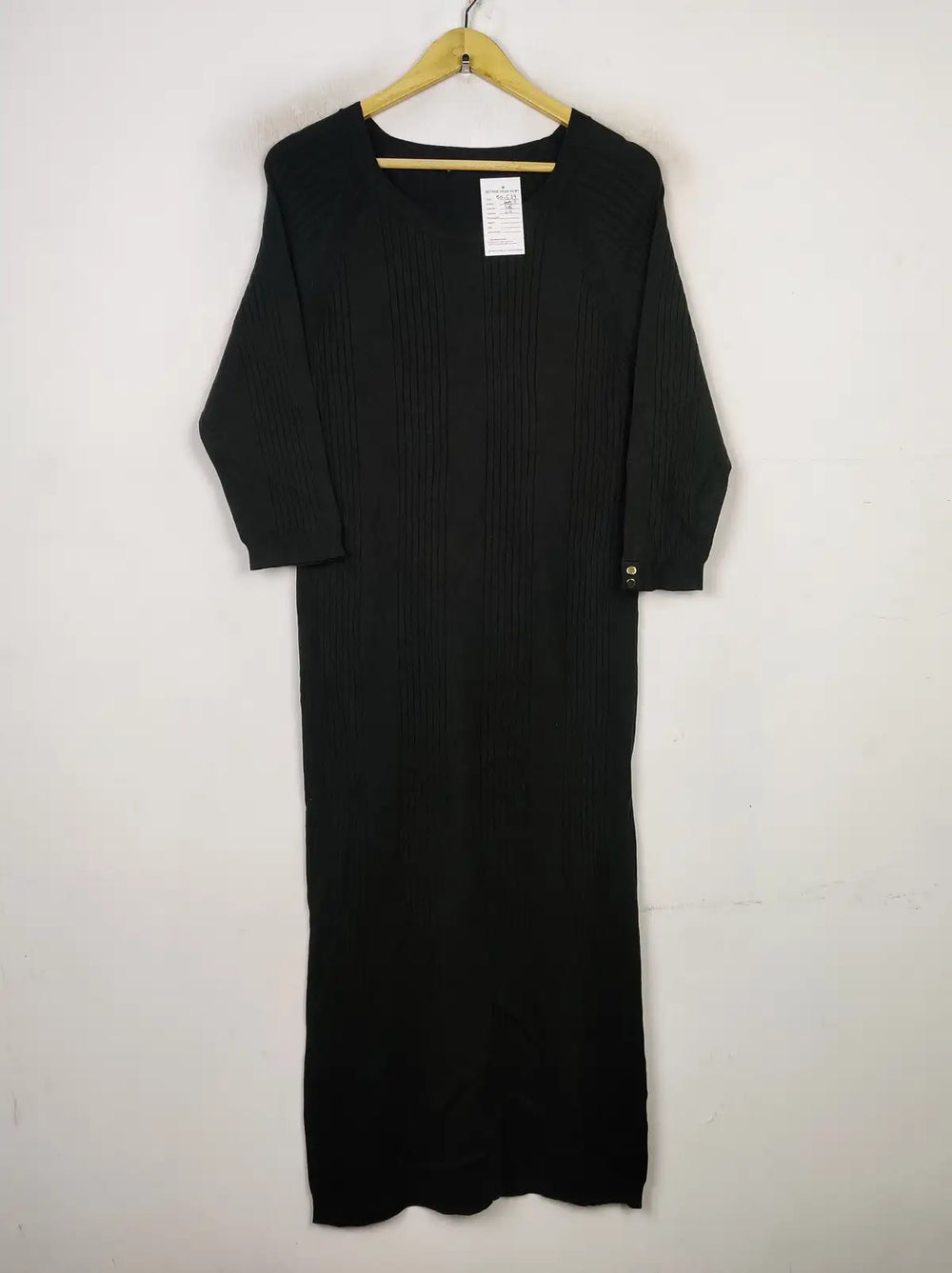 Buy online pre-used pre-loved 100% authentic & Original branded Unknown Brand (BD-529) available in Pakistan. Top international brands avilable.