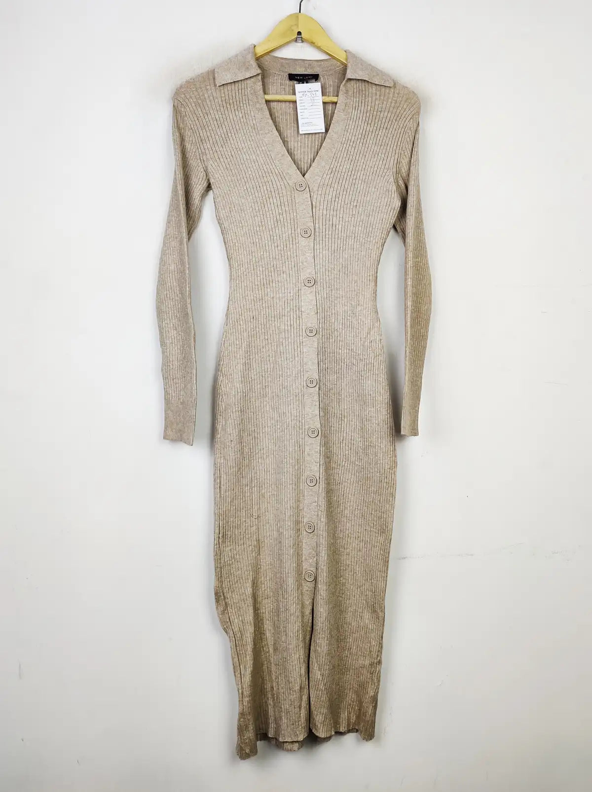 Buy online pre-used pre-loved 100% authentic & Original branded New Look (BD-548) available in Pakistan. Top international brands avilable.